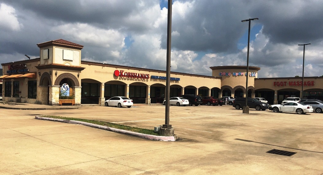 Elegant Langham - Retail Center